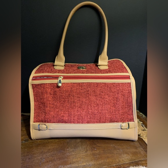 Oleg Cassini Handbags - Vintage Oleg Cassini Travel Bag